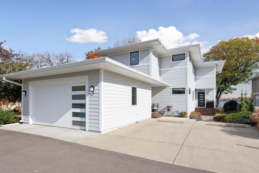 1990 Shadywood Road, Wayzata, MN 55391