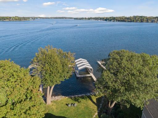 1990 Shadywood Road, Wayzata, MN 55391