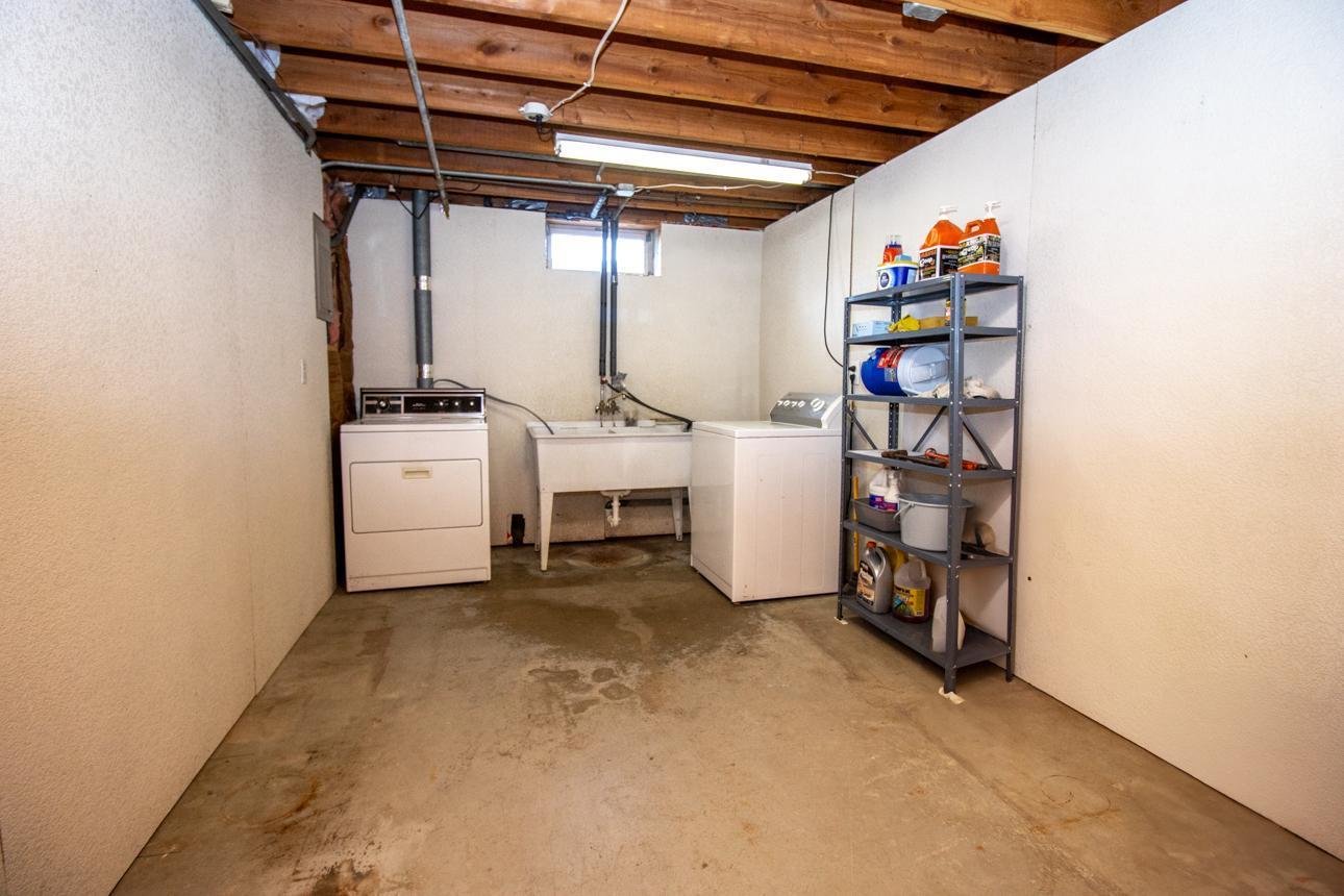 Large Laundry Room