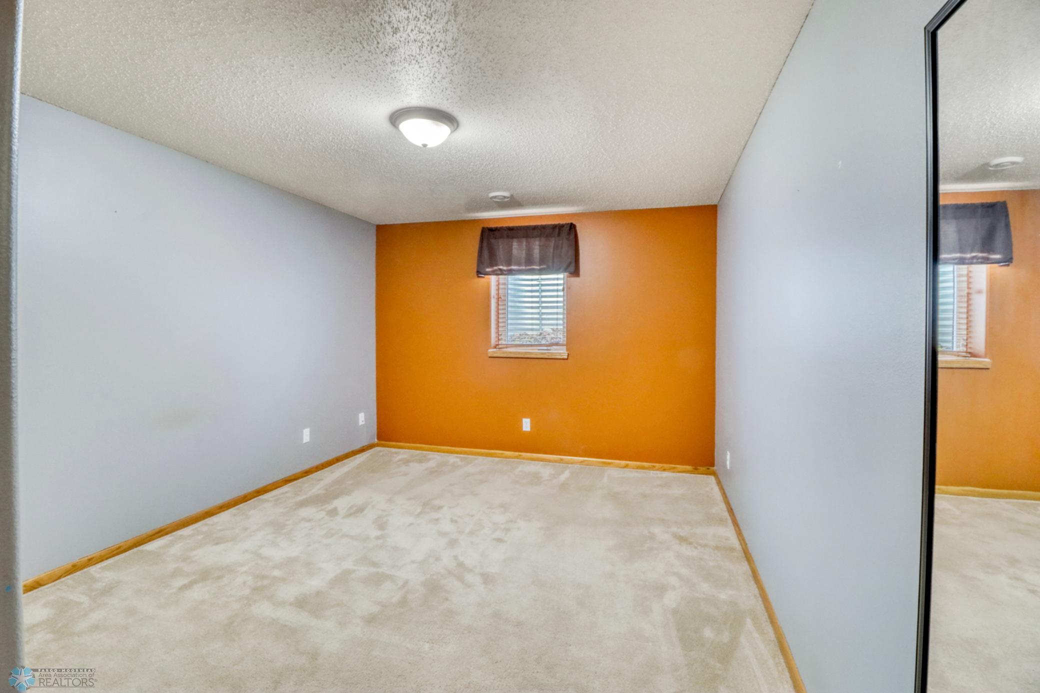 Basement Bedroom2_1.JPG