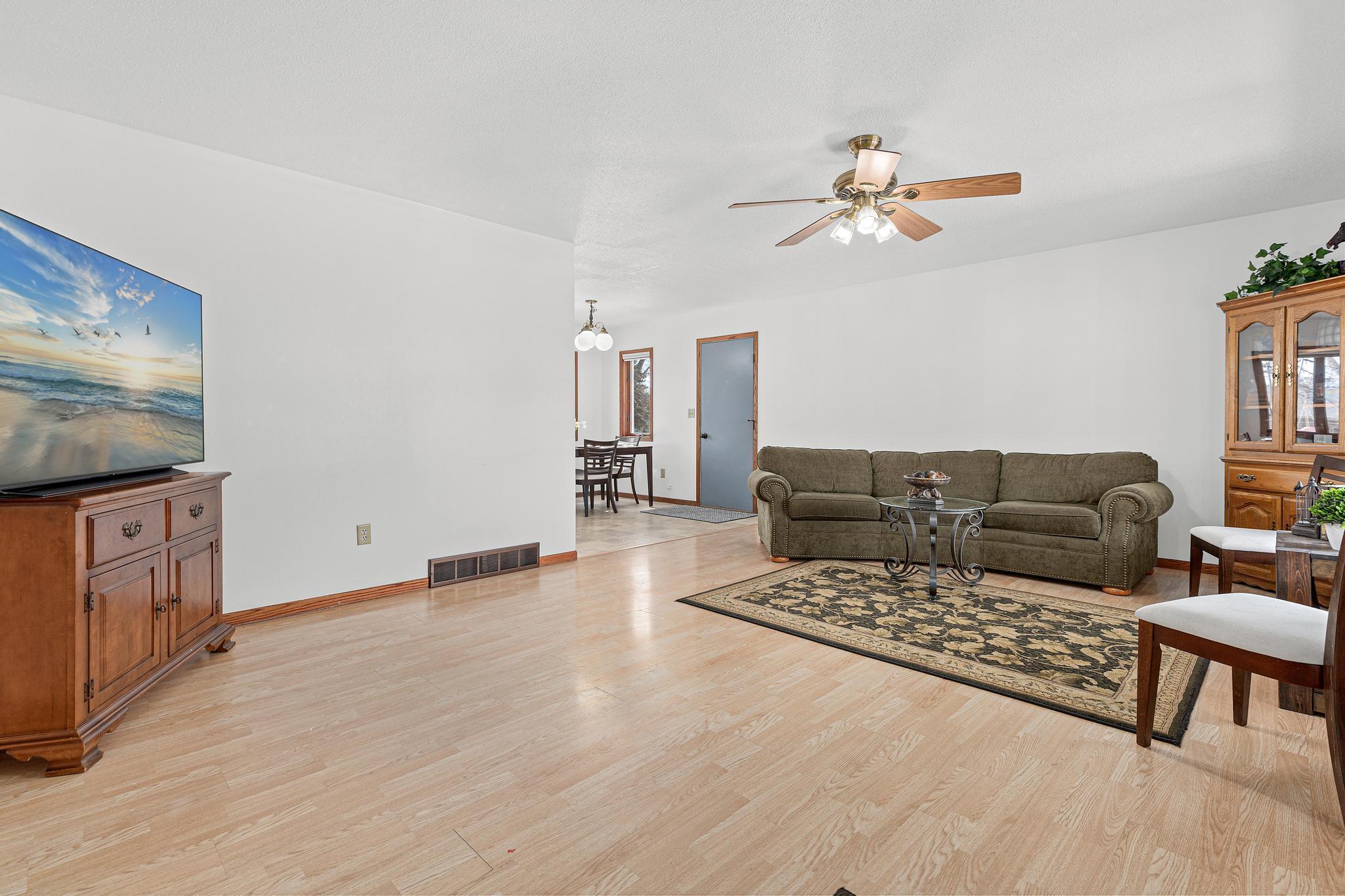 230 N Bourbon Circle-5.jpg