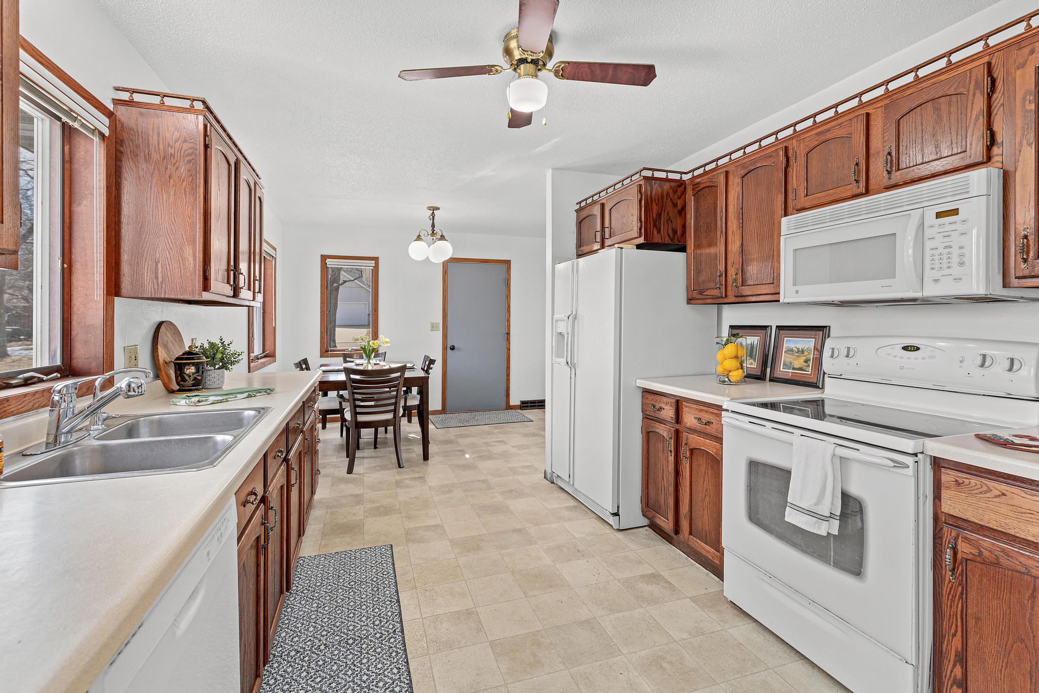 230 N Bourbon Circle-10.jpg