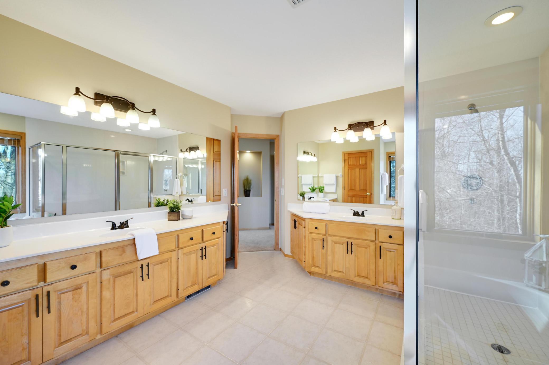 Primary ensuite.