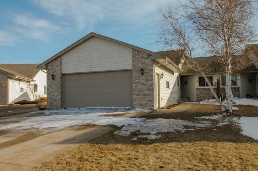 16 Line Drive, Morris, MN 56267