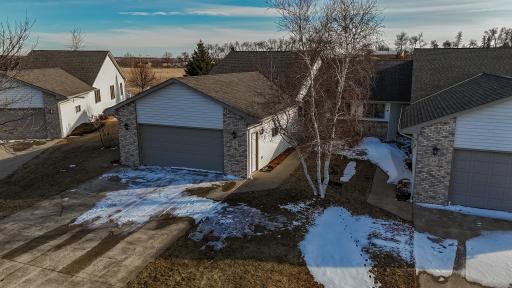16 Line Drive, Morris, MN 56267