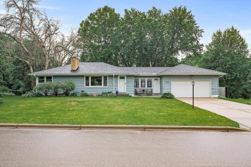13411 Windyhill Road, Minnetonka, MN 55305