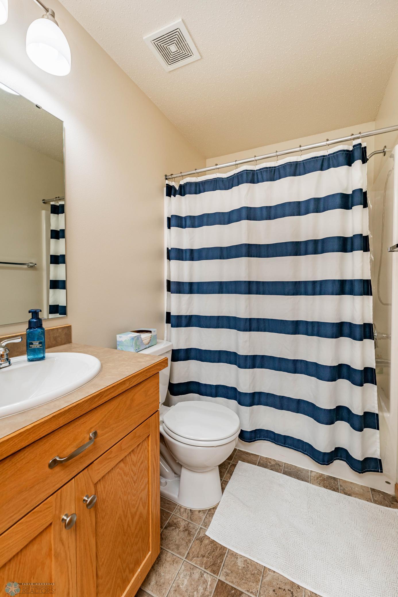 Upper Level Full Bathroom