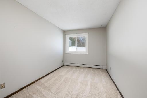 1601 N Innsbruck Drive, 101, Minneapolis, MN 55432