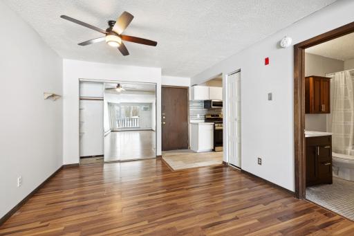 1601 N Innsbruck Drive, 101, Minneapolis, MN 55432