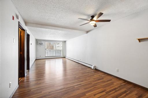 1601 N Innsbruck Drive, 101, Minneapolis, MN 55432