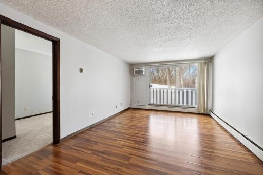 1601 N Innsbruck Drive, 101, Minneapolis, MN 55432