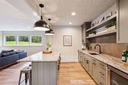2700 White Oak Circle, Orono, MN 55356