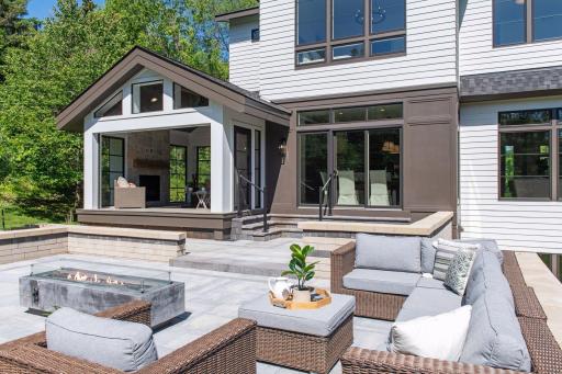 2700 White Oak Circle, Orono, MN 55356