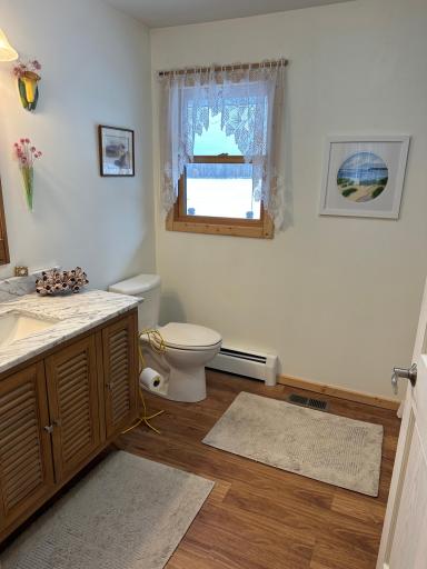 1421 Riverside Drive NW, Baudette, MN 56623