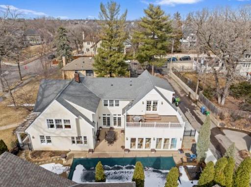 4909 Queen Avenue S, Minneapolis, MN 55410