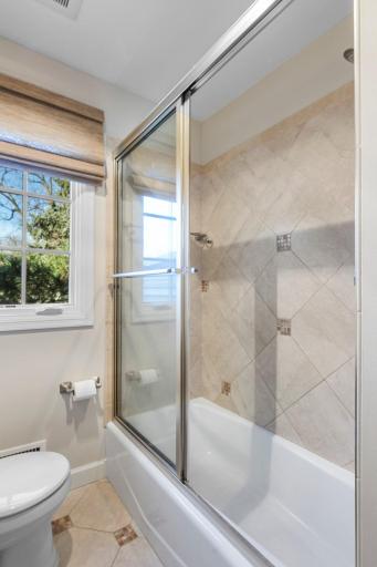 7 Cooper Avenue, Minneapolis, MN 55436