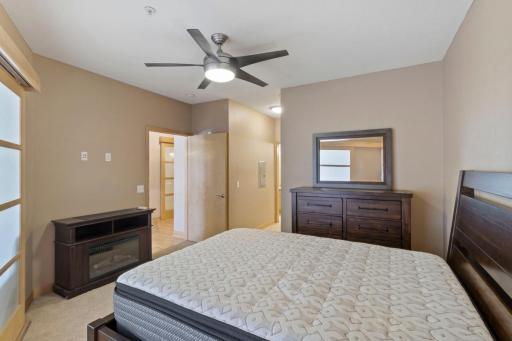 4750 E 53rd Street, 206, Minneapolis, MN 55417