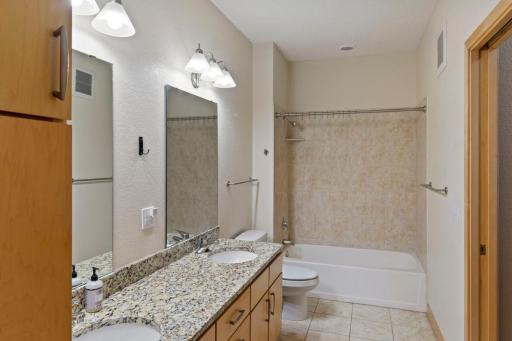 4750 E 53rd Street, 206, Minneapolis, MN 55417