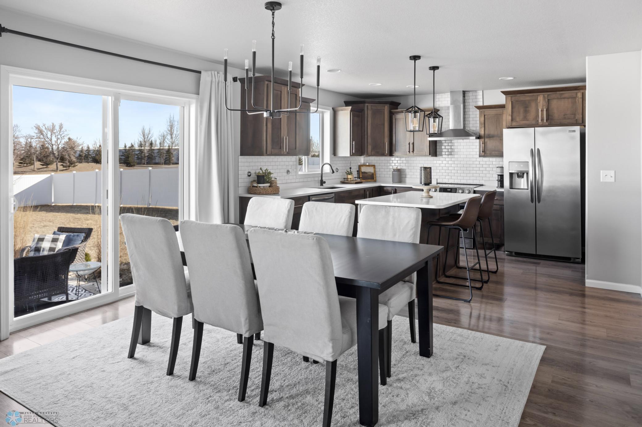 Dining / Kitchen Area