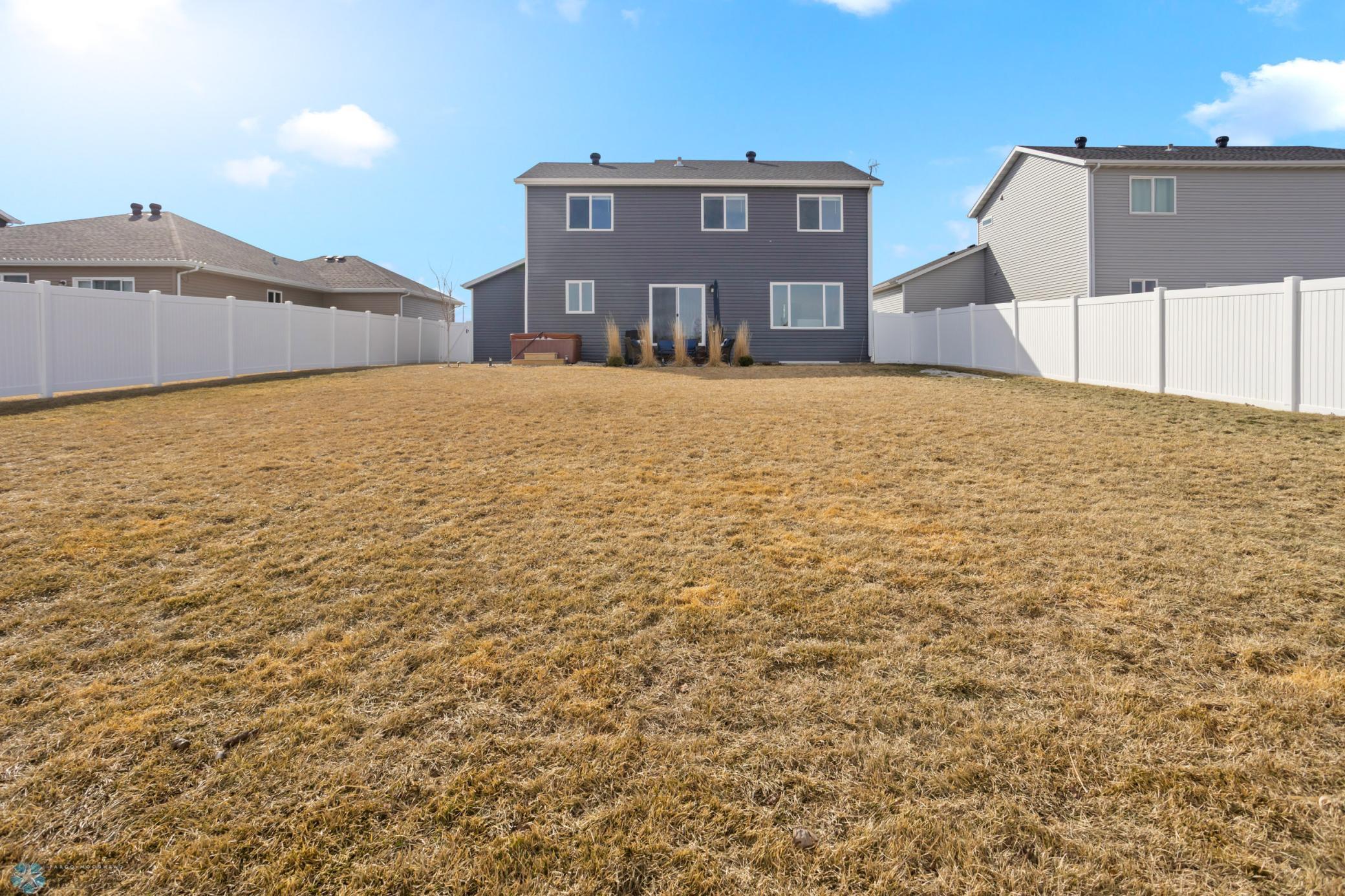Spacious Backyard - NO BACKYARD neighbors