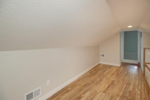 37-web-or-mls-27-Bedroom 4floor.jpg