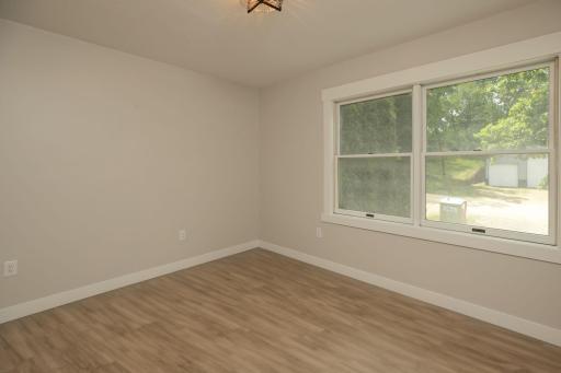 34-web-or-mls-24-Bedroom 3floor.jpg