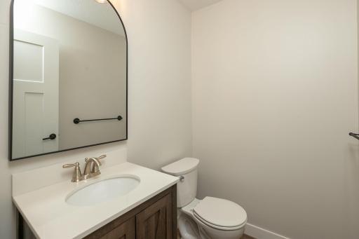 17-web-or-mls-13-Bathroom.jpg