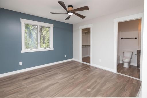 13-web-or-mls-09-Primary BedroomFloor.jpg