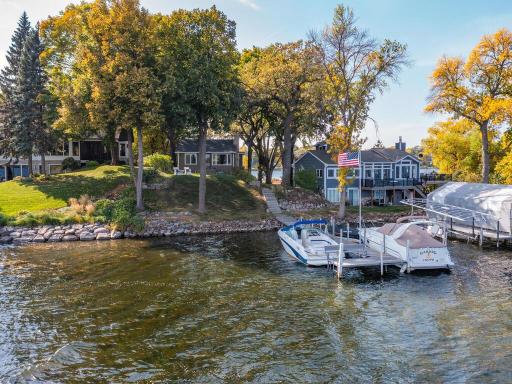 1384 Baldur Park Road, Wayzata, MN 55391