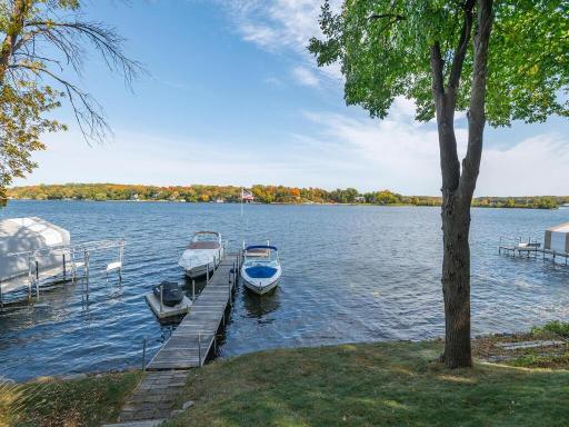 1384 Baldur Park Road, Wayzata, MN 55391