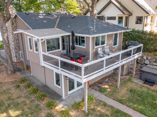1384 Baldur Park Road, Wayzata, MN 55391