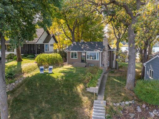 1384 Baldur Park Road, Wayzata, MN 55391
