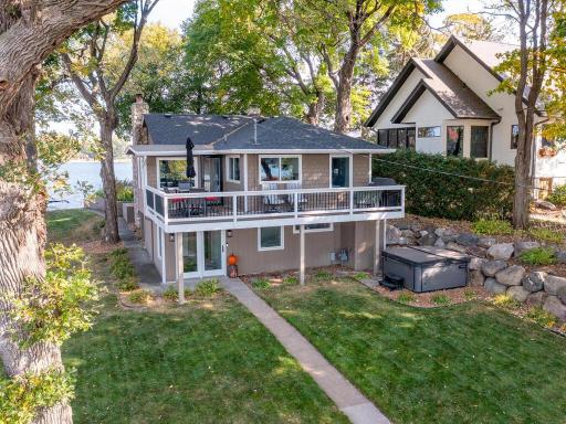1384 Baldur Park Road, Wayzata, MN 55391