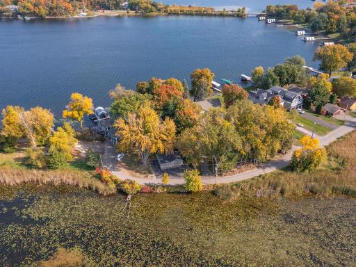 1384 Baldur Park Road, Wayzata, MN 55391
