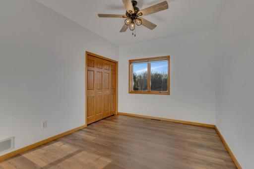 8105 165th Avenue NE, Oak Park, MN 56357