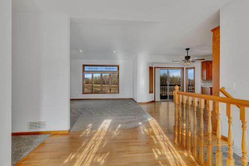8105 165th Avenue NE, Oak Park, MN 56357