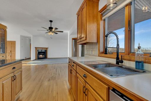 8105 165th Avenue NE, Oak Park, MN 56357