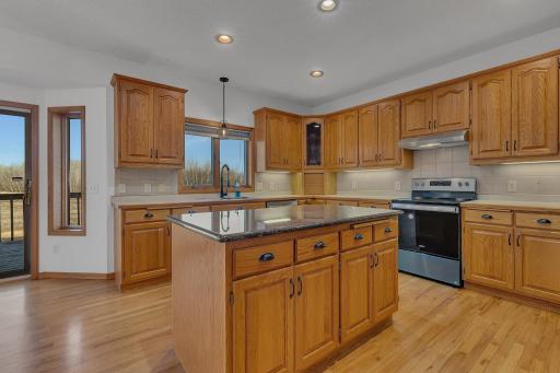 8105 165th Avenue NE, Oak Park, MN 56357