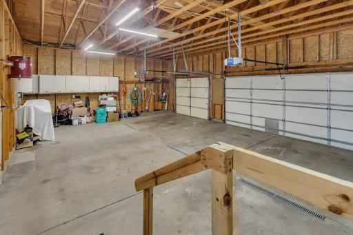 8105 165th Avenue NE, Oak Park, MN 56357