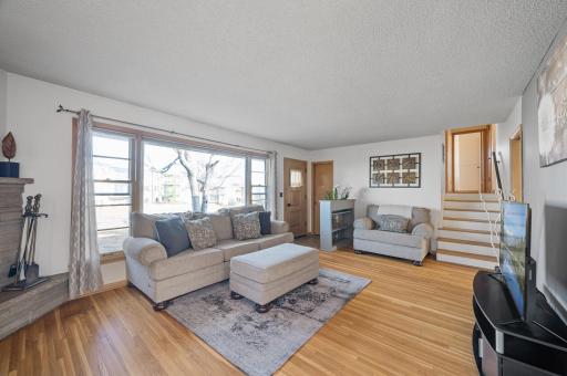 3117 Winnetka Avenue N, Minneapolis, MN 55427