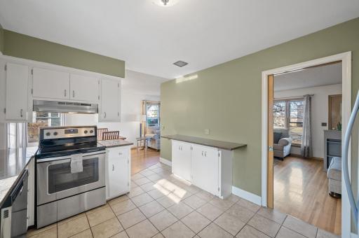 3117 Winnetka Avenue N, Minneapolis, MN 55427