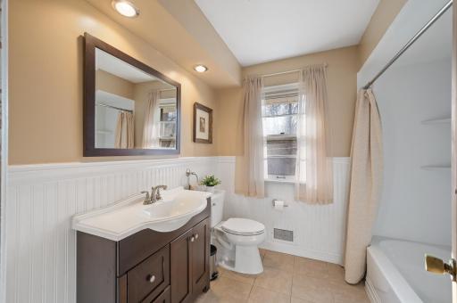 3117 Winnetka Avenue N, Minneapolis, MN 55427