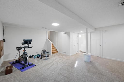 3117 Winnetka Avenue N, Minneapolis, MN 55427