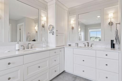 7632 Glen Alcove, Woodbury, MN 55129