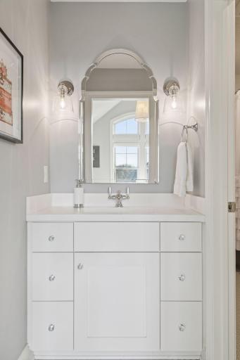 7632 Glen Alcove, Woodbury, MN 55129