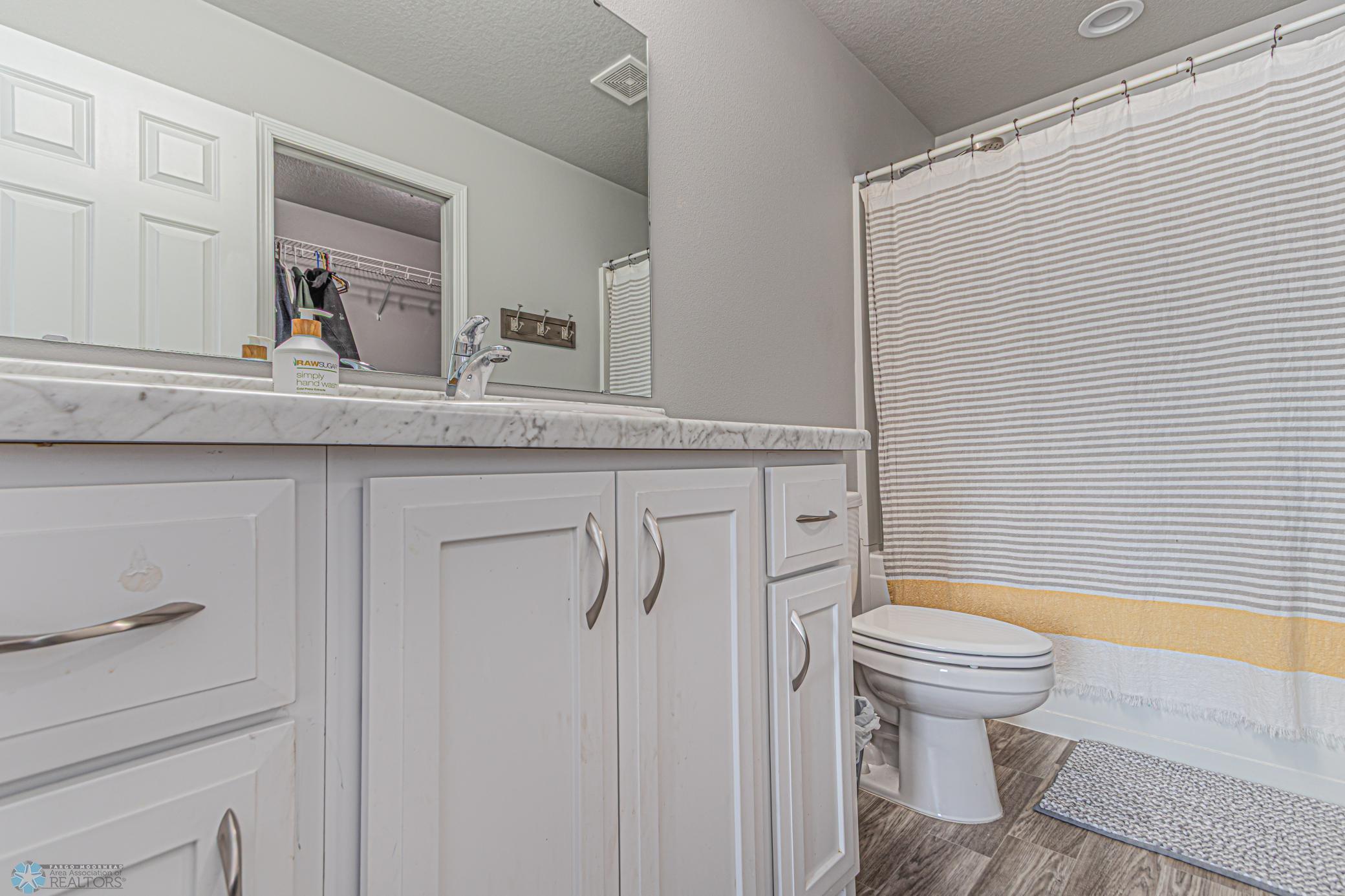 3638 17th St S Moorhead, MN-20.jpg