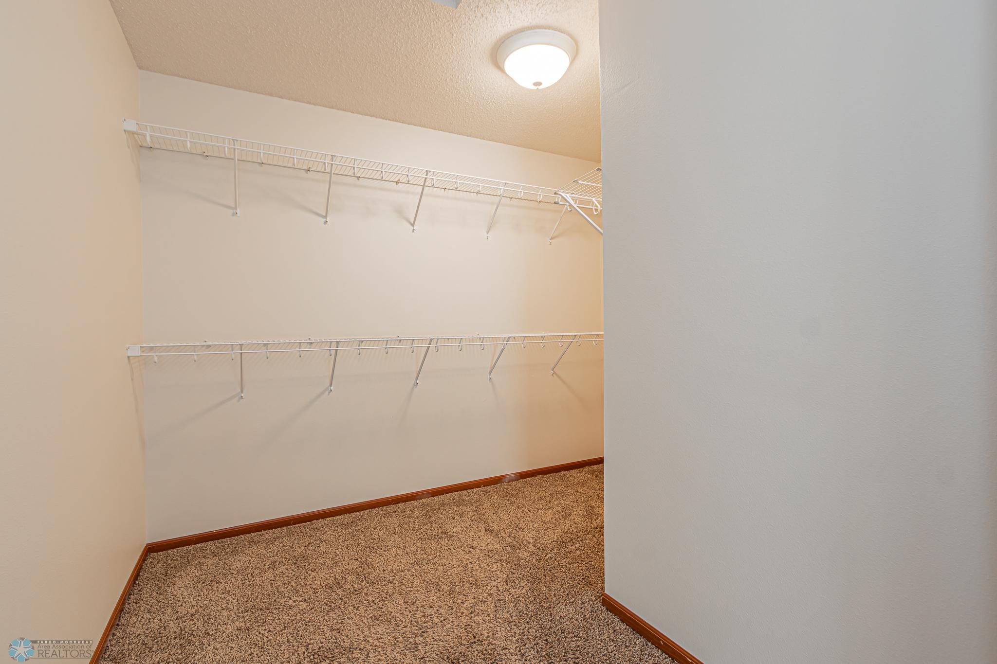 4265 Estate Dr S, Fargo, ND-18.jpg