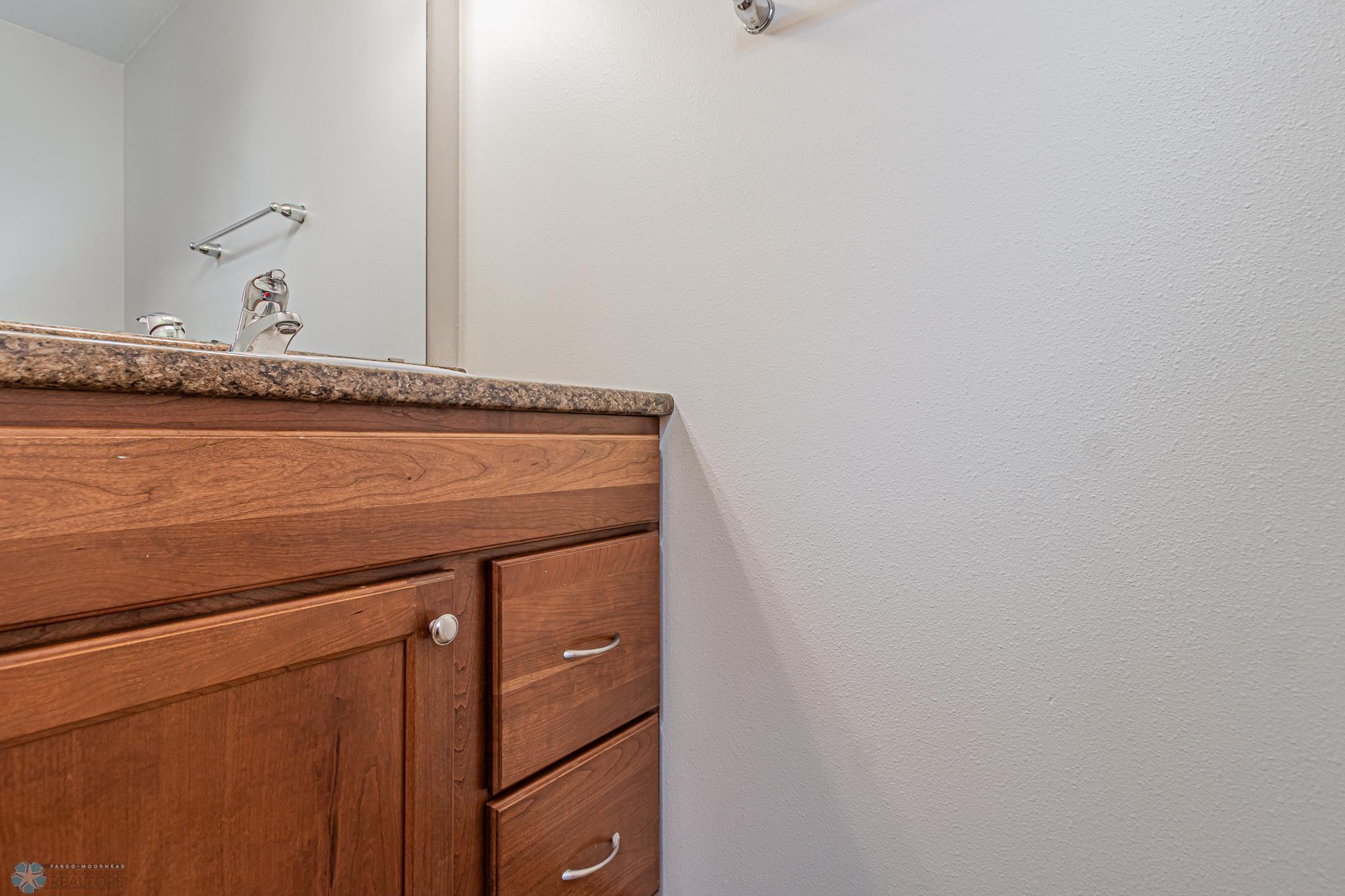 4265 Estate Dr S, Fargo, ND-24.jpg