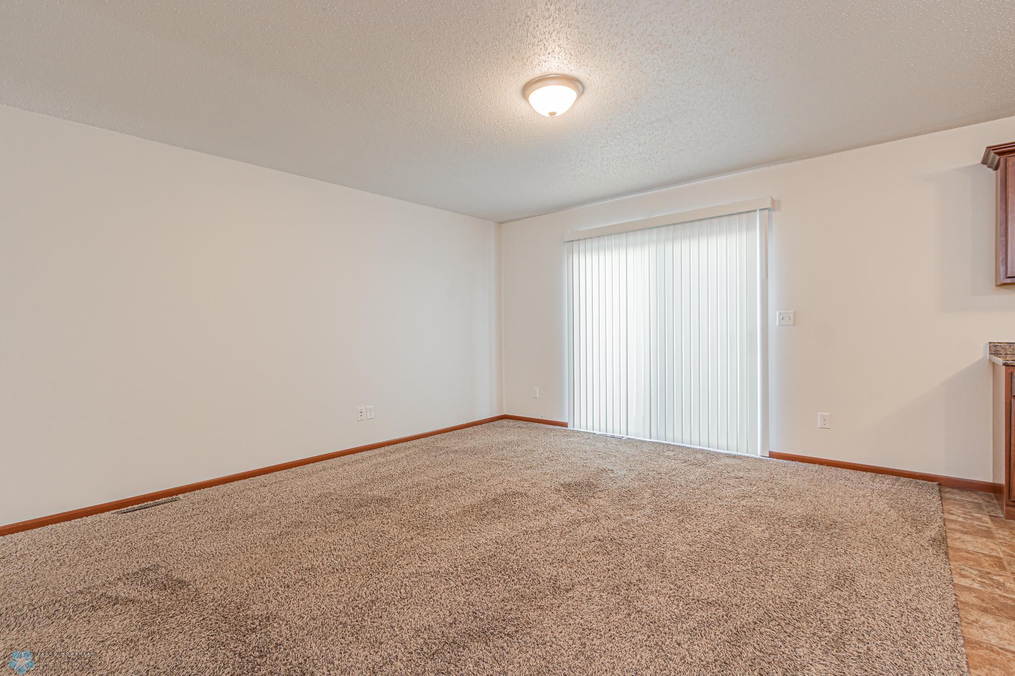 4265 Estate Dr S, Fargo, ND-29.jpg