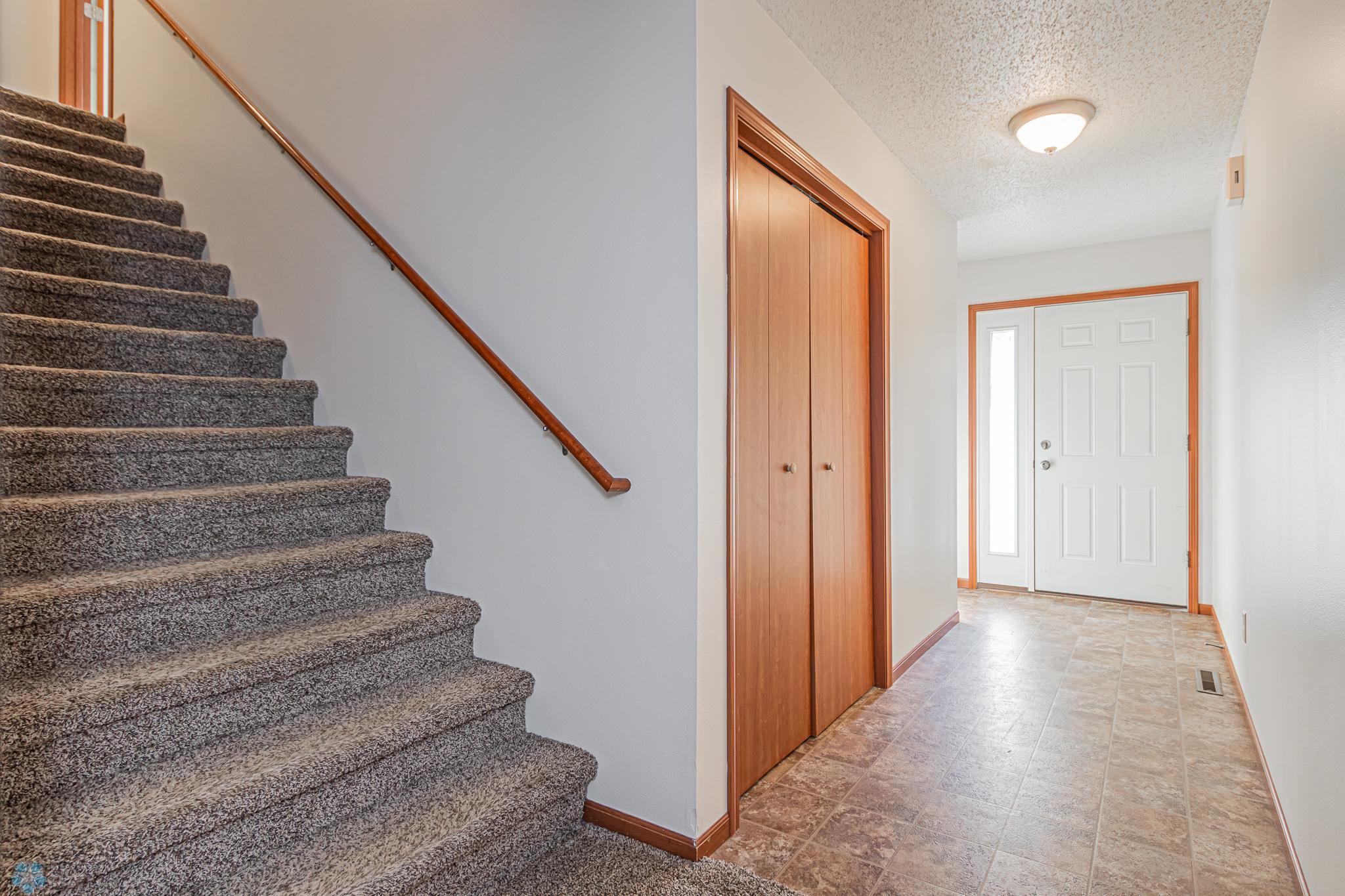 4265 Estate Dr S, Fargo, ND-33.jpg